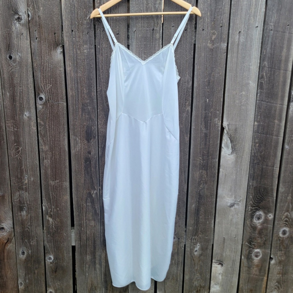 VTG Kayser White Nylon Tricot Full Length Slip Dress Lace Trim V-Neck USA Sz 36